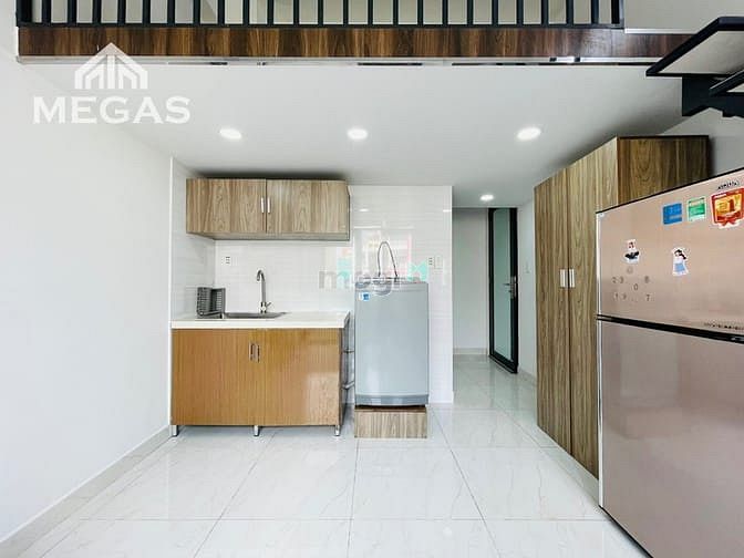 Hình ảnh 🏠 Phòng có Gác và Đầy đủ nội thất có MÁY GIẶT RIÊNG ở LÝ CHIÊU HOÀNG