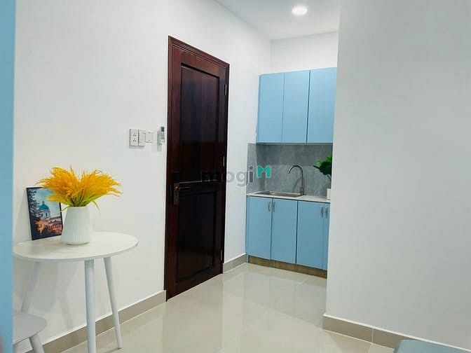 Hình ảnh Căn Hộ Ban Công Full Nội Thất Tách Bếp Ngay Vòng Xoay Lăng Cha Cả