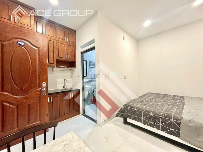 Hình ảnh Căn Hộ Ban Công Full Nội Thất Cửa Sổ Lớn Tách Bếp Ngay Chợ Tân Bình