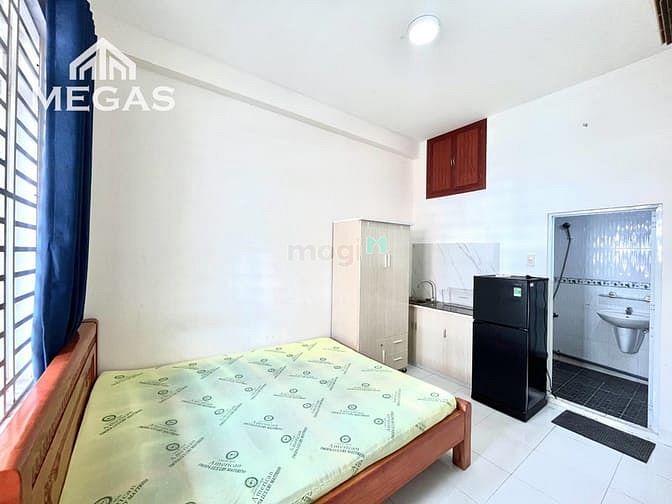 Hình ảnh Studio Full Nội Thất - Cửa Sổ Ở Trung Mỹ Tây