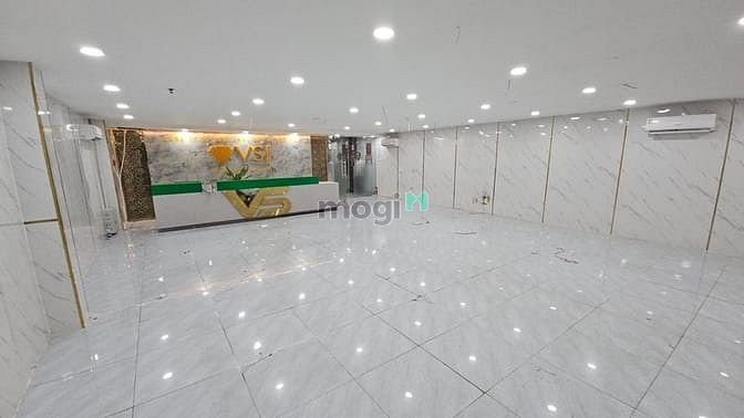 Hình ảnh Cho thuê Tòa Nhà MT Cộng Hòa Tân Bình DT 8,2x29 7 Tầng Thang máy