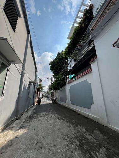 Hình ảnh Nhà Bình Thọ Thủ Đức hẻm ô tô 7.3tỷ/132m2 thổ cư.