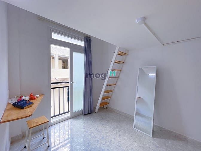 Hình ảnh Căn Duplex Full Nội Thất Ban Công Thoáng Tại P1 Tân Bình