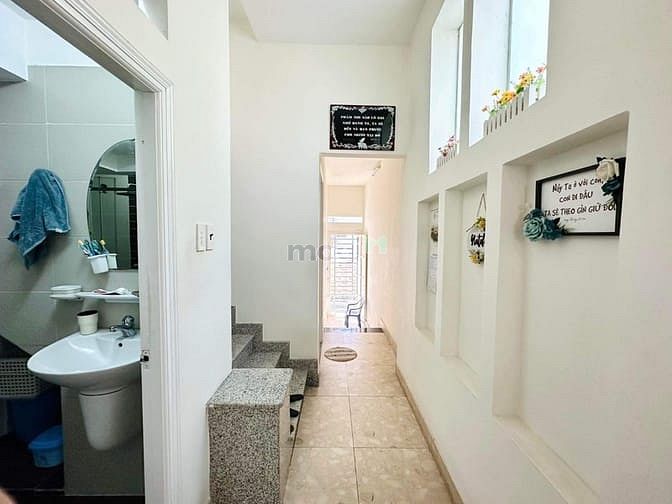 Hình ảnh Nhà ĐẸP quận PHÚ NHUẬN- từ 2 PN