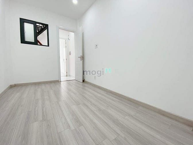 Hình ảnh Nhà ĐẸP quận PHÚ NHUẬN- từ 2 PN