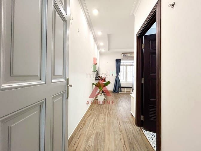Hình ảnh Cho Thuê PENHOUSE 45m2 Cao Cấp Quận 1 - Gần Phố Bùi Viện