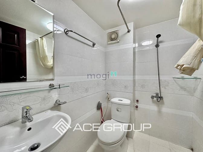 Hình ảnh Căn Hộ Cao Cấp Full Nội Thất Có Ban Công. Hình Thật Giá Thật Q1