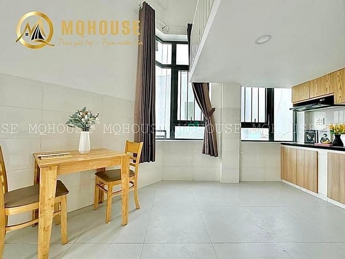 Hình ảnh Cho Thuê Căn Hộ Có Gác Ngay Lạc Long Quân Giá Rẻ