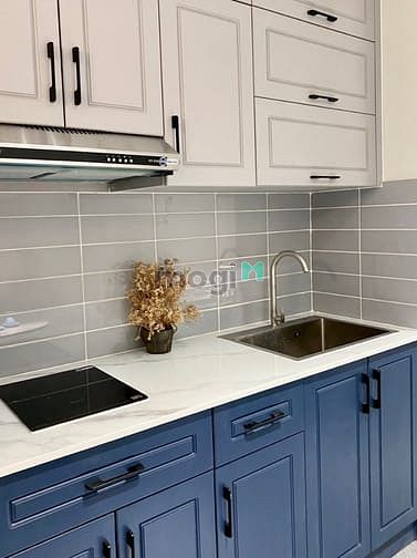 Hình ảnh Căn Hộ Cao Cấp Có Ban Công Full Nội Thật Tại Q1