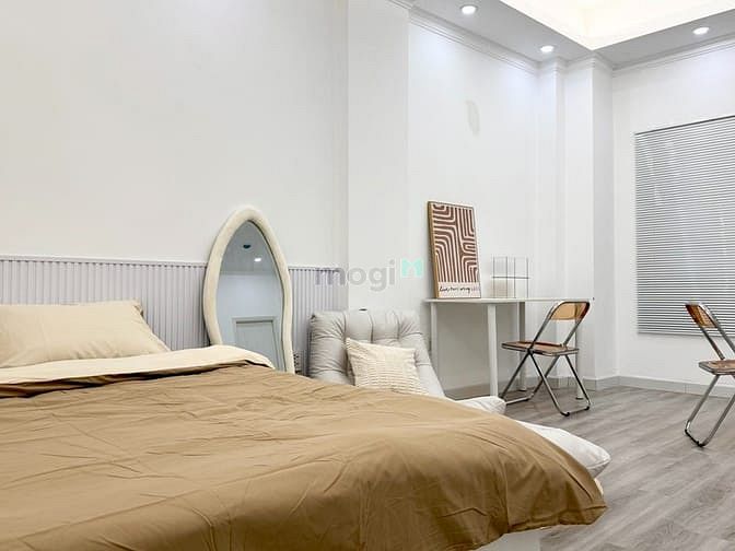 Hình ảnh Căn Hộ Cao Cấp Full Nội Thật Dọn Vô Là Ở Q1