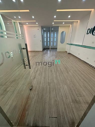 Hình ảnh Cho thuê nhà mặt phố BÙI THỊ XUÂN, DT 136m2x5T + hầm, MT 6m, Giá 150tr