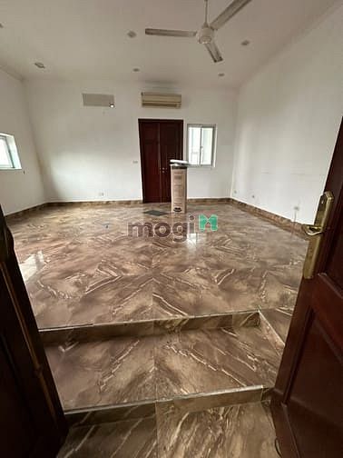 Hình ảnh Cho thuê nhà mặt phố BÙI THỊ XUÂN, DT 136m2x5T + hầm, MT 6m, Giá 150tr