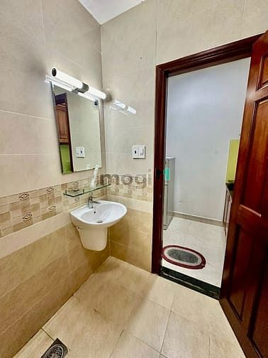 Hình ảnh (*Hình thật giá thật*) Studio full nội thất ngay Lý Thường Kiệt