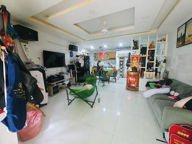 Hình ảnh NHÀ QUẬN 7- Có đẹp- Có cấp 4- chốt nhanh ạ!