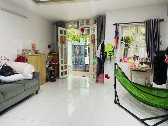 Hình ảnh NHÀ QUẬN 7- Có đẹp- Có cấp 4- chốt nhanh ạ!