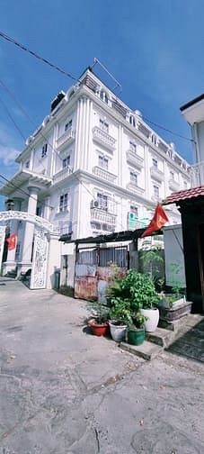 Hình ảnh NHÀ QUẬN 7- Có đẹp- Có cấp 4- chốt nhanh ạ!