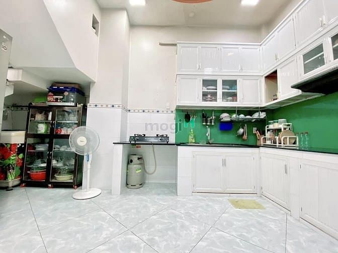 Hình ảnh NHÀ QUẬN 7- Có đẹp- Có cấp 4- chốt nhanh ạ!