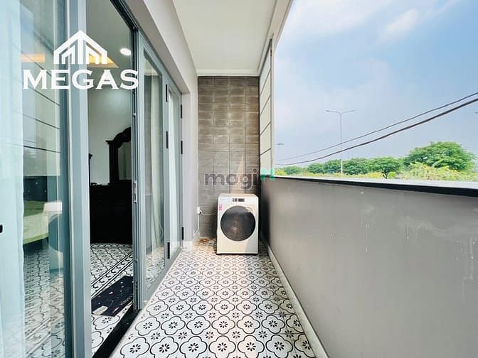 Hình ảnh Căn Hộ Cao Cấp Full Nội Thất Có Thang Máy Ngay Võ Văn Kiệt Q6