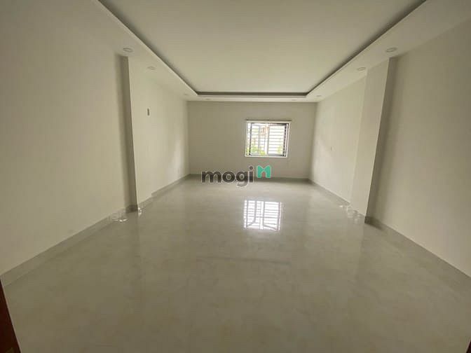 Hình ảnh Phòng trong nhà nguyên căn mới xây.