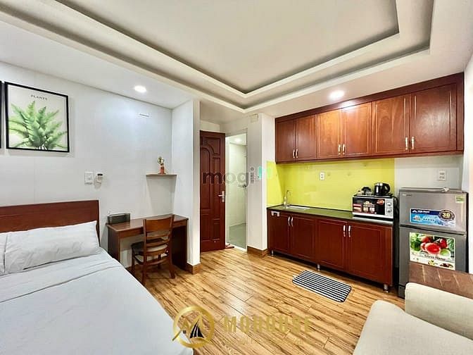 Hình ảnh Cho thuê phòng hẻm 15A Lê Thánh Tôn - Thái Văn Lung thang máy Quận 1