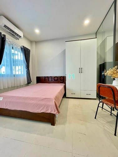 Hình ảnh Căn Hộ Ban Công Full Nội Thất Cửa Sổ Lớn Tách Bếp Etown Cộng Hòa