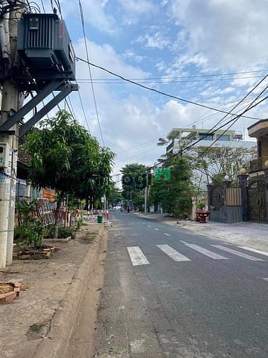 Hình ảnh Bán biệt thự 8x20 đường số 5, khu Tên Lửa, 25 Tỷ