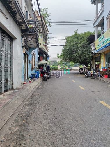 Hình ảnh Bán đất thổ 110m2 (5x22), đường oto tránh, Long Bình, Q9. Giá hơn 4 tỷ