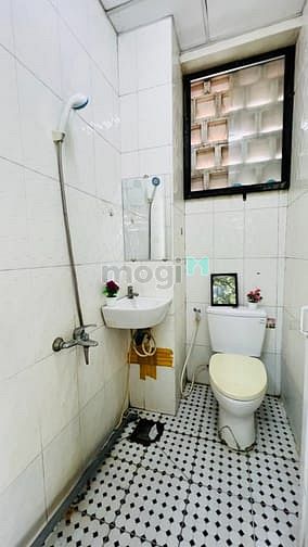 Hình ảnh Mb6623 nạp rút nhanh chóng studio cửa sổ lớn Tây Thạnh Tân Phú gần ĐH công thương