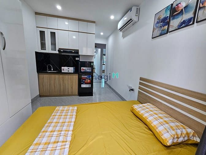 Hình ảnh Cầu Giấy 25m2 mới tinh full đồ thang máy ở luôn giá Chỉ 4tr1