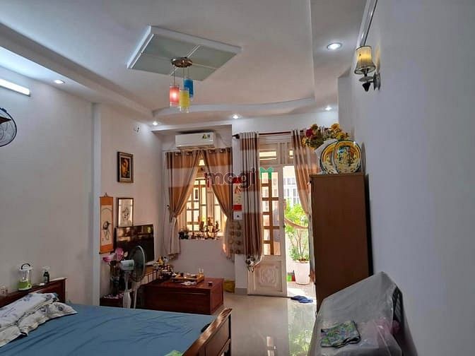 Hình ảnh Cô Út Đi Úc bán nhà Hoàng Bạt Đạt