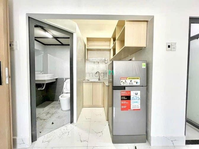 Hình ảnh Cho Thuê Căn Hộ Gác Cao Đứng Được Nằm Ngay Văn Lang CS3