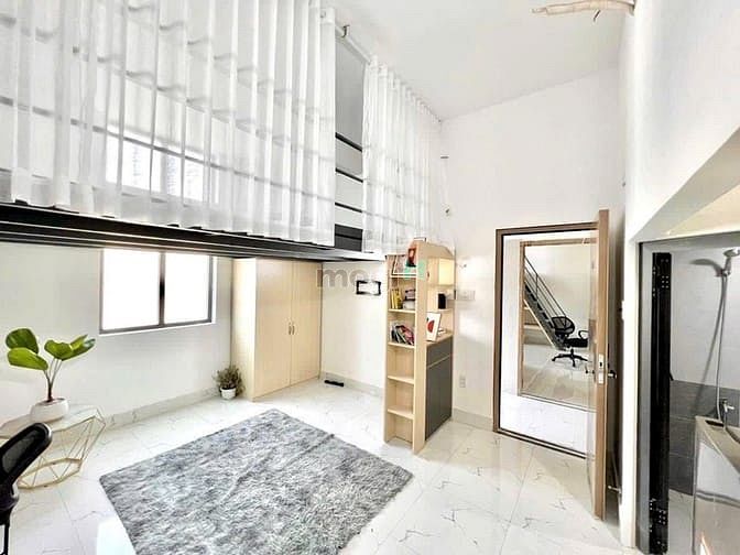 Hình ảnh Cho Thuê Căn Hộ Gác Cao Đứng Được Nằm Ngay Văn Lang CS3