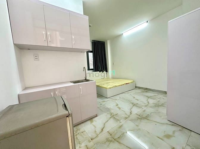 Hình ảnh Studio cứa sổ lớn Sư Vạn Hạnh Q10, kế ĐH Y dược, ĐH Kinh tế, ĐH Huflit