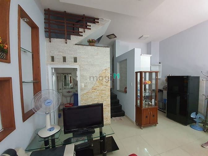 Hình ảnh 🏡🏡 CHO THUÊ NHÀ Phan Đăng Lưu - Phú Nhuận 3 tầng, 2PN, 3WC
