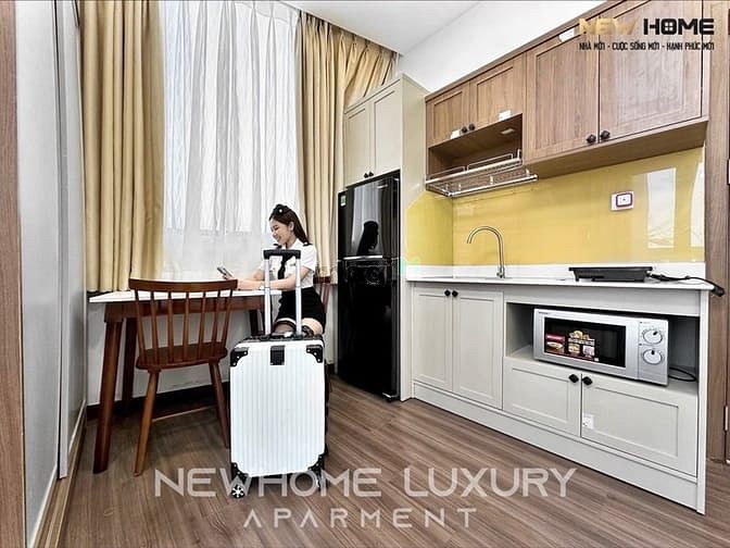 Hình ảnh Mb6623 nạp rút nhanh chóng gần sân bay - bao full phí - ban công - full nội thất