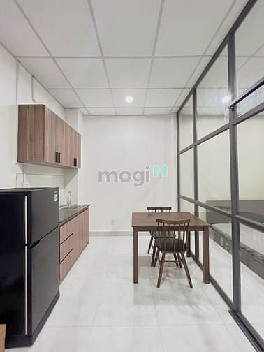 Hình ảnh Căn Hộ Tách Phòng Ngủ Ban Công Riêng Tại P12 Tân Bình
