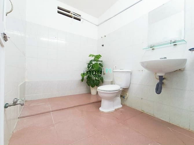 Hình ảnh Cho thuê CHDV mới 100% gần ĐH Huflit Quận 10