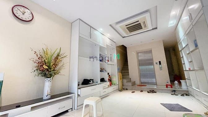 Hình ảnh Hoàng Văn Thái, Phân Lô, Thang Máy, Dân Xây