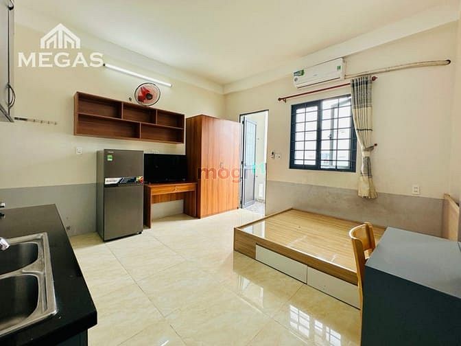 Hình ảnh Cho thuê Studio Ban Công Riêng ngay gần Đầm Sen - Thạch Lam