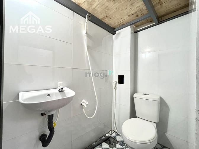 Hình ảnh Khai Trương Phòng Mới Ở Ngay Cầu Vượt Quang Trung