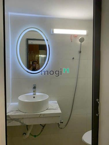 Hình ảnh Siêu Phẩm Nhà Đẹp Lung Linh Hoàng Diệu P6 Q4 ,SHR,Giá 2 tỷ 6 ,70m2