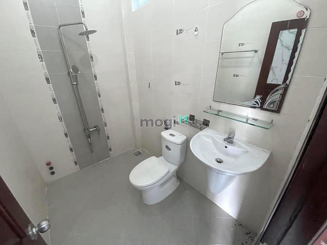 Hình ảnh Cách UEH 5 phút - CHDV lớn ban công giá Rẻ tiện Nghi