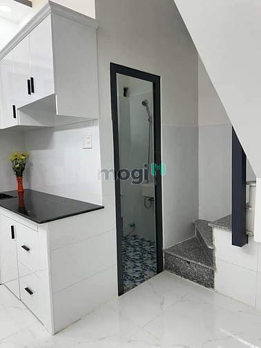 Hình ảnh Nhà Đẹp Bán Gấp Căn 70m2 Lưu Hữu Phước P15 Q 8,SHR,Giá 2 tỷ550