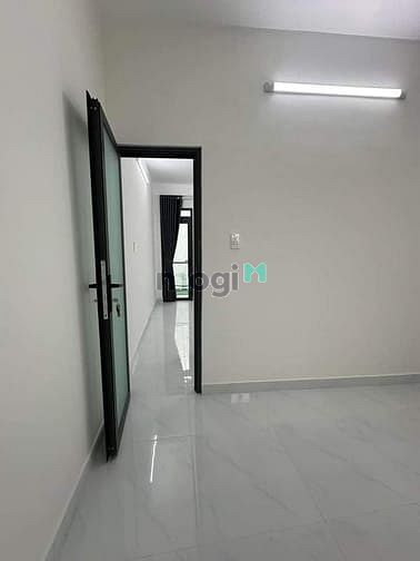 Hình ảnh Nhà Đẹp Bán Gấp Căn 70m2 Lưu Hữu Phước P15 Q 8,SHR,Giá 2 tỷ550