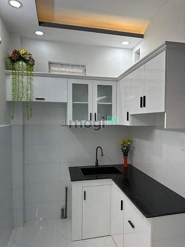 Hình ảnh Nhà Đẹp Bán Gấp Căn 70m2 Lưu Hữu Phước P15 Q 8,SHR,Giá 2 tỷ550