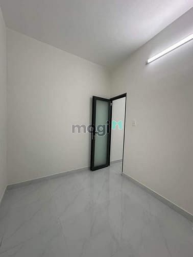 Hình ảnh Nhà Đẹp Bán Gấp Căn 70m2 Lưu Hữu Phước P15 Q 8,SHR,Giá 2 tỷ550