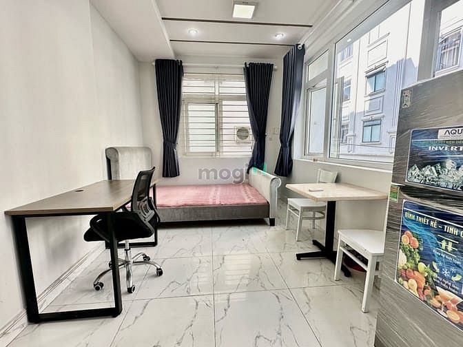 Hình ảnh Phòng cho sinh viên studio full nội thất cửa sổ lớn tách bếp Trung Sơn
