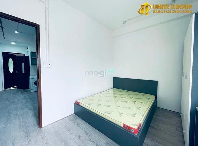 Hình ảnh Cho Thuê Phòng Full Nội Thất Cửa Sổ Lớn Quận 5