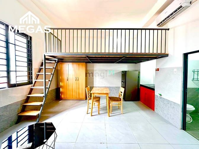Hình ảnh Duplex rộng 40m2 sẵn nội thất - Bancol riêng ngay Etown