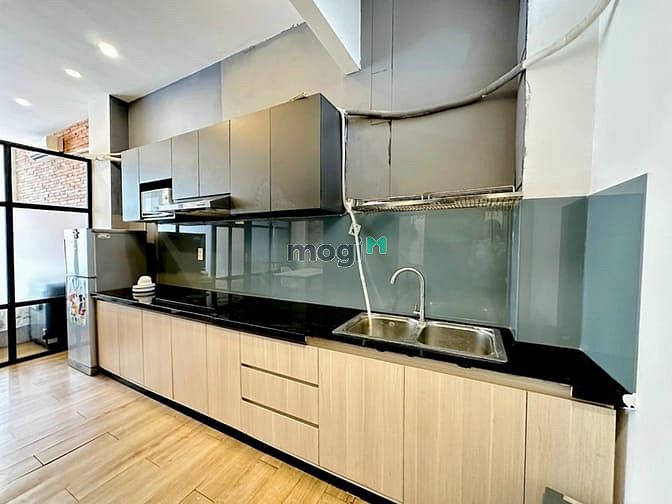 Hình ảnh Cho thuê CHDV Phòng cửa sổ view sông quận 3